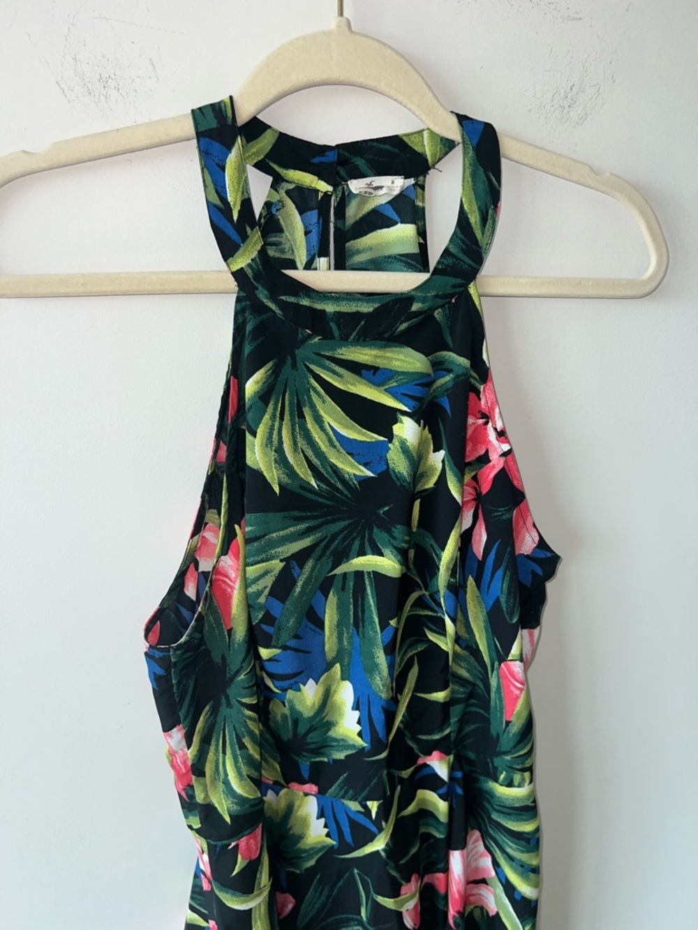 Hollister Women's Skater Summer Halter Dress Floral Peek A Boo Back Sz M - Picture 2 of 9